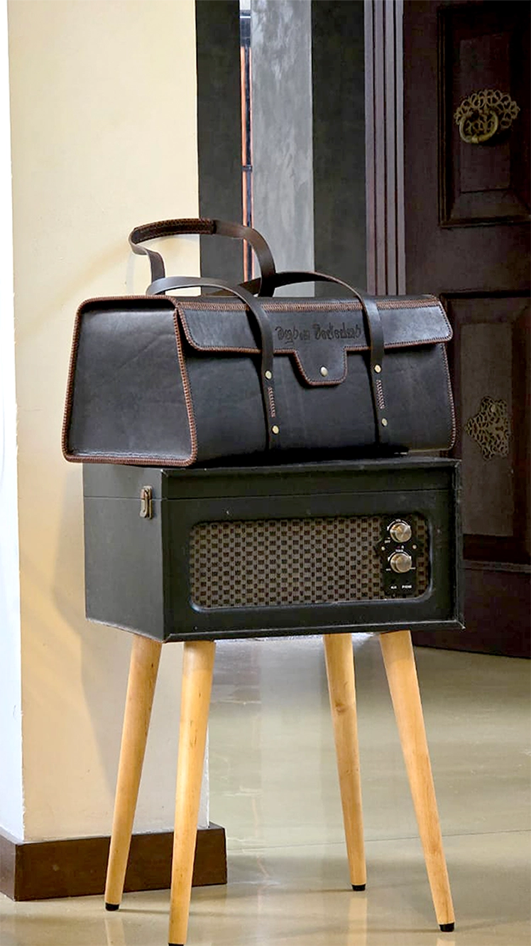 Leather Box Bag