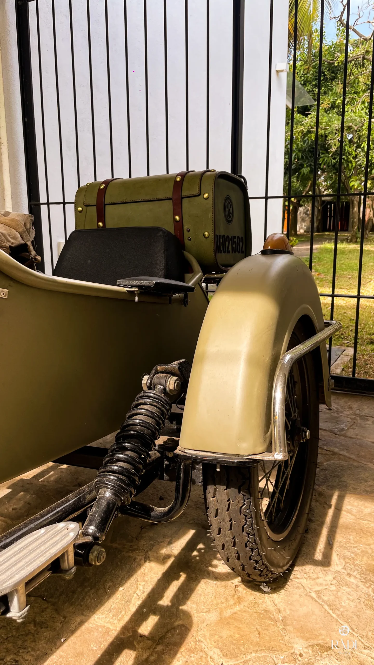 Royal Enfield Dessert Storm 350 -3