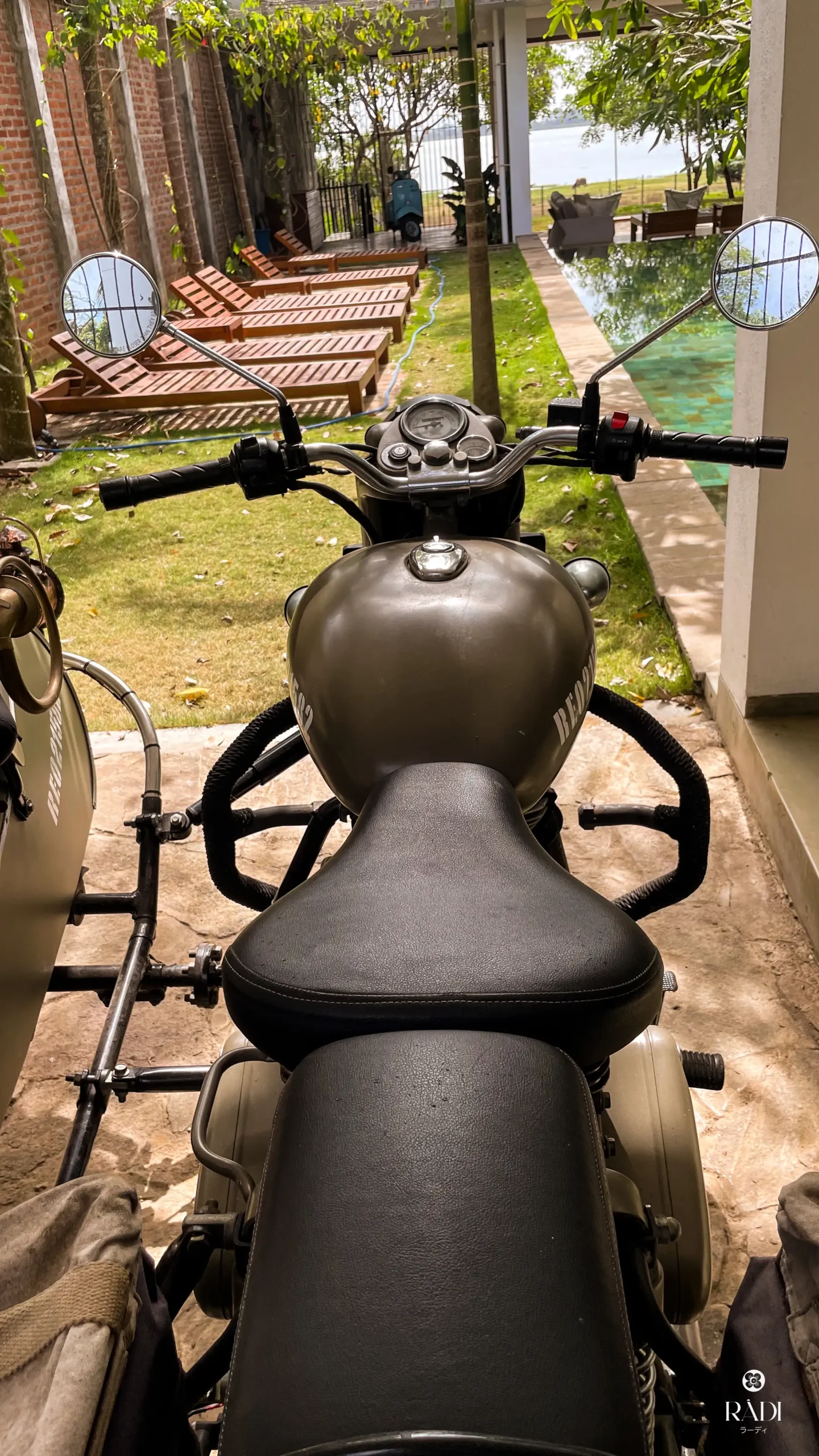 Royal Enfield Dessert Storm 350